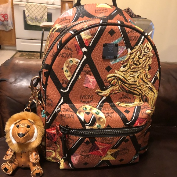 mcm lion backpack